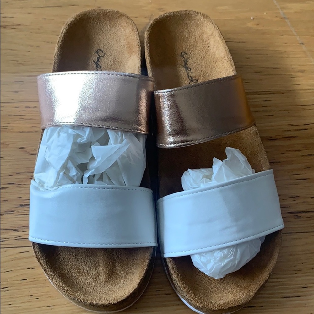 Woman sandals size 7